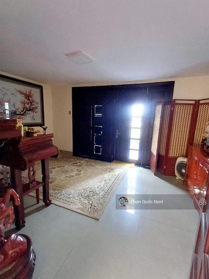 Kdc trung sơn  view công viên  4 tầng  120m2 (6x20m)  giá 18,6 tỷ  khu kinh doanh sầm uất