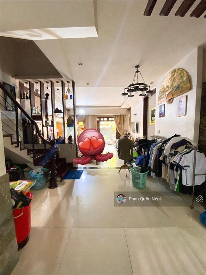 Bán biệt thự sân vườn, mái thái, khu kiều đàm, quận 7, 135m2 (5.5 x 25)m, 3 tầng, giá chỉ 22 tỷ