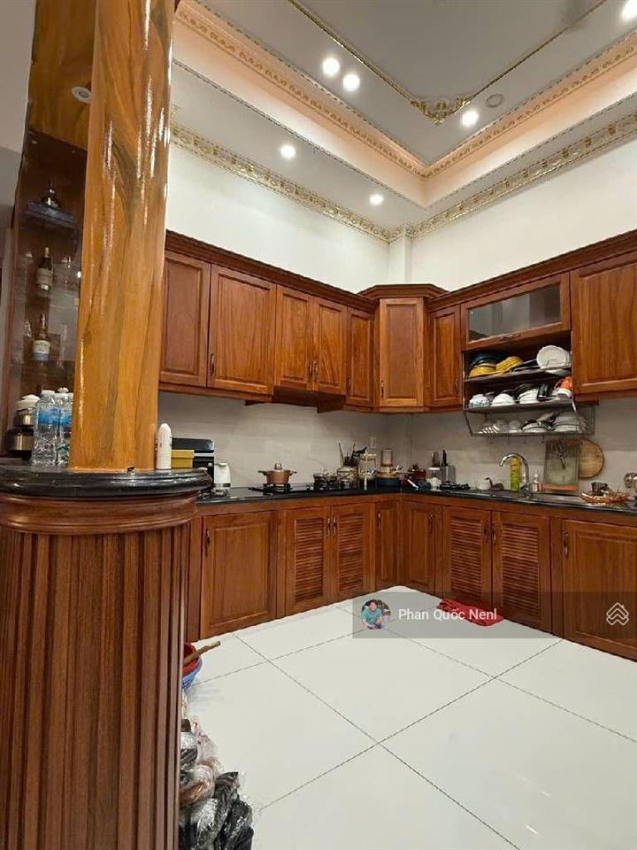 Bán nhà mới ,tạ quang bữu, quận 8, 75m2(5,6x14), giá chỉ 11 tỷ , tặng full nội thất, nhà mới ở ngay