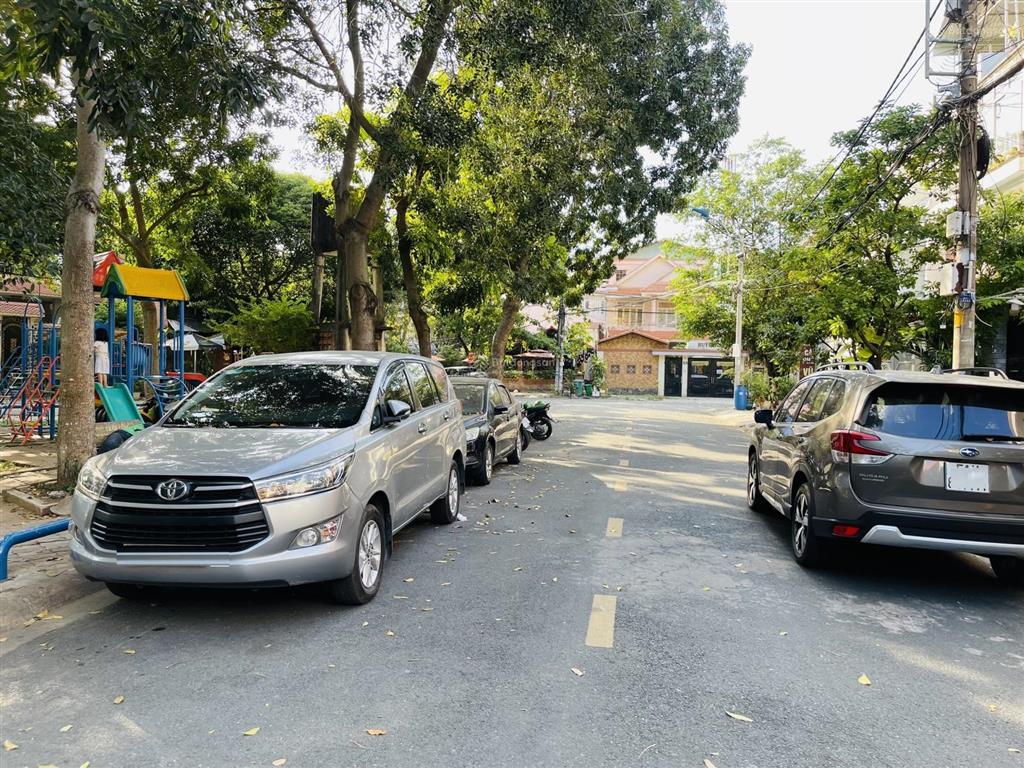 Không mua lô này thì mua lô nào duy nhất 85m2 (5x17m) linh chiểu có công viên rộng, gần metro 9.9t