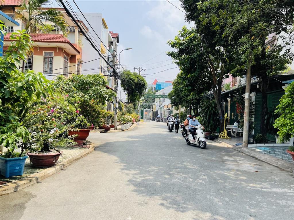 Không mua lô này thì mua lô nào duy nhất 85m2 (5x17m) linh chiểu có công viên rộng, gần metro 9.9t