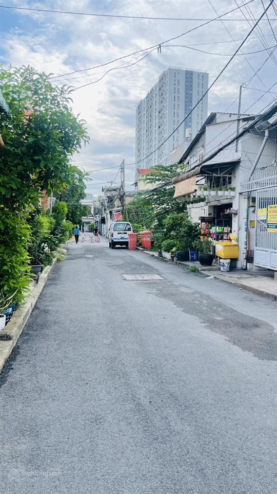 Chỉ 45tr/m2 kẹt giảm bán gấp dãy trọ 243m2 đường xe hơi ngay chợ thủ đức sẵn thu nhập 20tr/th