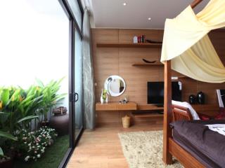 Bán căn hộ chung cư dolphin plaza, giá 12.x tỉ 166m2, 3pn, 2wc nội thất đầy đủ có sổ đỏ,tầng trung