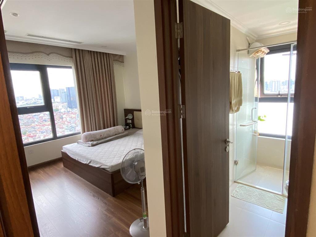 Giá đầu tư căn 118m2 3n2wc tầng trung tòa a full nội thất sẵn sổ đỏ  e để nhận tt chi tiết