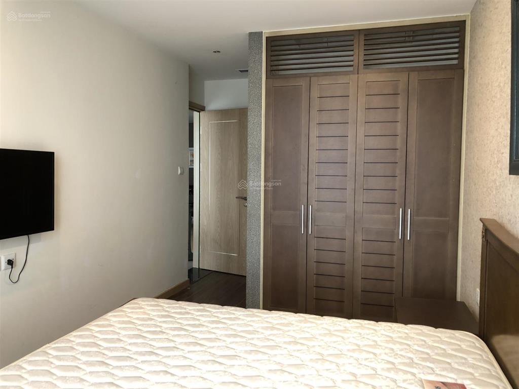 Cần bán gấp căn 117m2 3n2wc tầng trung đẹp ban công đn nội thất đẹp giá nhỉnh 8 tỷ,  091899963