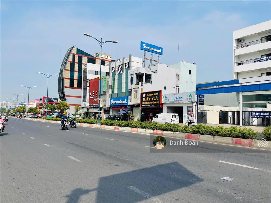 Bán gấp đất mt lê văn việt  xây 1 hầm 4 tầng st|5x21|trục thương hiệu rộng 30m|kinh doanh ngày/đêm