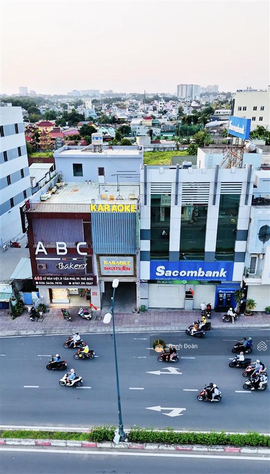 Bán gấp đất mt lê văn việt  xây 1 hầm 4 tầng st|5x21|trục thương hiệu rộng 30m|kinh doanh ngày/đêm