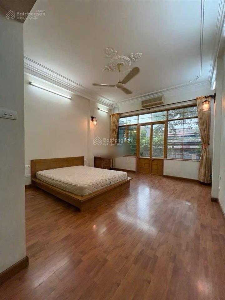 Cho thuê nhà vĩnh tuy, 50mx4tầng 9 triệu/th, 3 ngủ, full đồ, gần trường đh kinh doanh