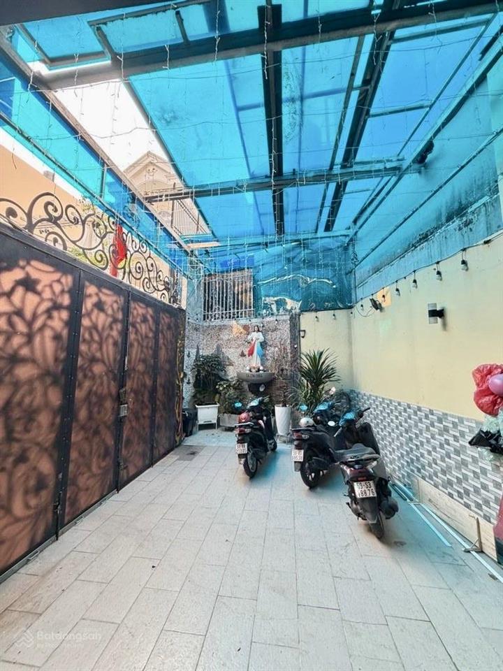 125m2, bán gấp nhà 5 tầng, hẻm xe hơi, nguyễn kiệm, p3 gò vấp, 12 tỷ nhỉnh (96tr/m2)  sát mặt tiền