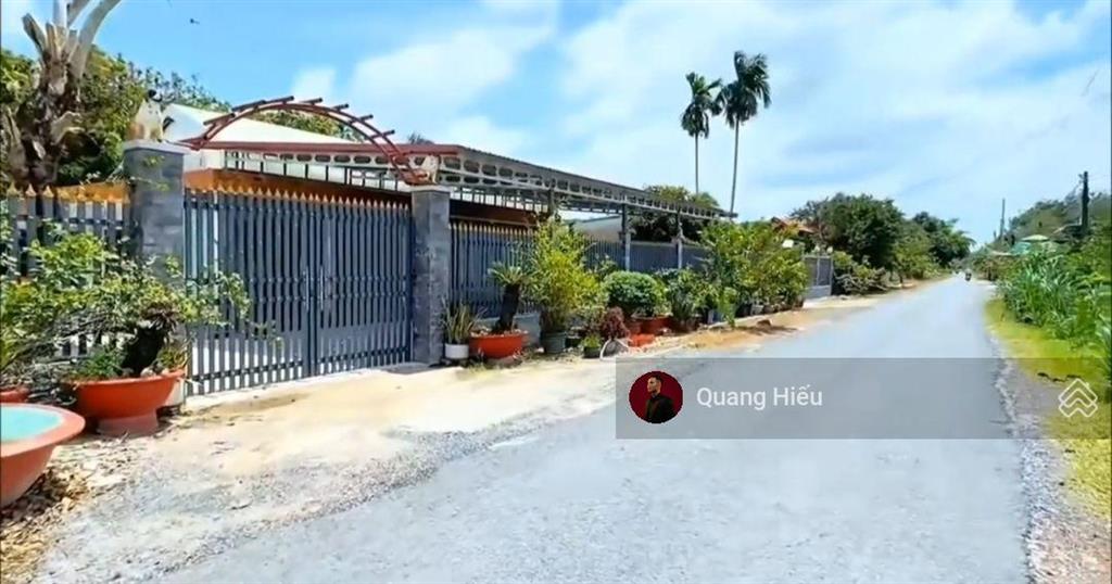 Bán lô đất siêu đẹp 200m² full thổ ngay trung tâm thị trấn trảng bàng, giá 650 triệu, sổ riêng