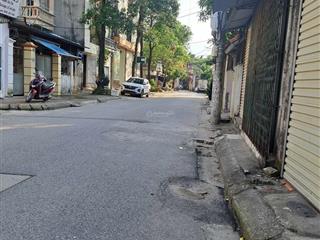 Bán nhà 44 m2, 5tầng, mt 5m, giá 7,4 tỷ, lô góc, ô tô đỗ cửa , liên mạc, bắc từ liêm