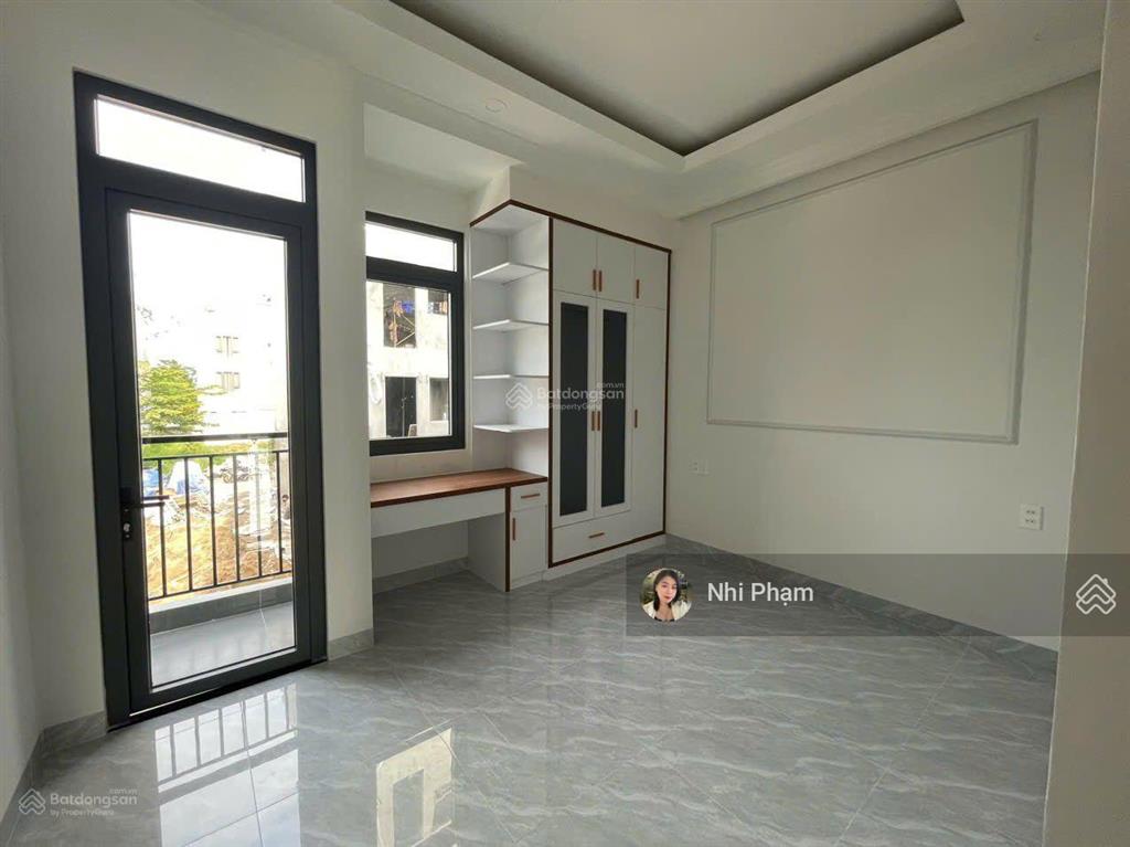 View landmark! nhà đẹp mới xây đã hoàn công, ngay ga metro bình thái, dọn vào ở ngay, hỗ trợ bank