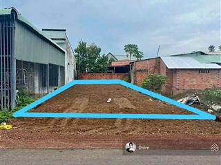 Kẹt tiền cần bán lô 150m2 đất đ.trần văn chẩm  tân thông hội giá 1,2 tỷ bớt lộc, sổ hồng riêng