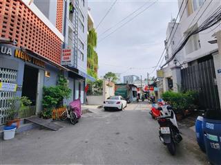 1 lô duy nhất ! đường ô tô thông tứ tung ngay đh ngân hàng  160m2(6.5x24m), gpxd 1 trệt lửng 3 lầu