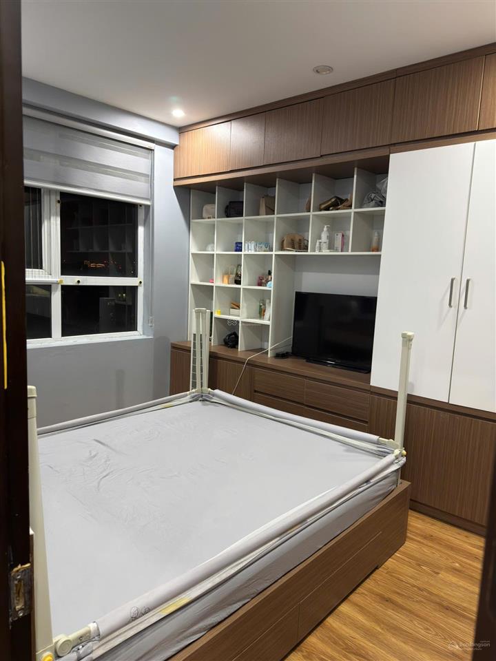 Chính chủ tôi cần bán căn 2n, 58m2, phương đông green park, giá nhỉnh 5 tỷ  0969 029 ***