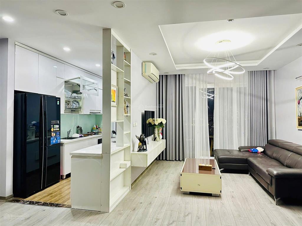 Tôi cần bán gấp căn góc 3n đẹp nhất, 126m2, chung cư 349 vũ tông phan, có slot oto  0969 029 ***