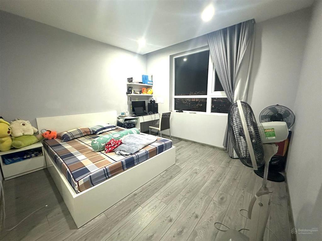 Tôi cần bán gấp căn góc 3n đẹp nhất, 126m2, chung cư 349 vũ tông phan, có slot oto  0969 029 ***