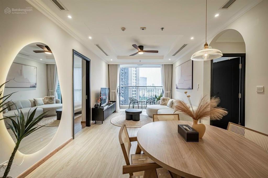 Bán căn hộ cc tại oriental plaza 685 âu cơ, dt 89m2 2pn 2wc giá 4,1 tỷ  0907 909 *** hùng