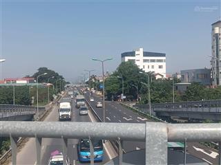 Bán nhà 55m2 x 3 tầng  bắc hồng 150m2 xây dựng  ô tô đỗ cửa chỉ 3,x tỷ .hàng hiếm  0983 606 ***