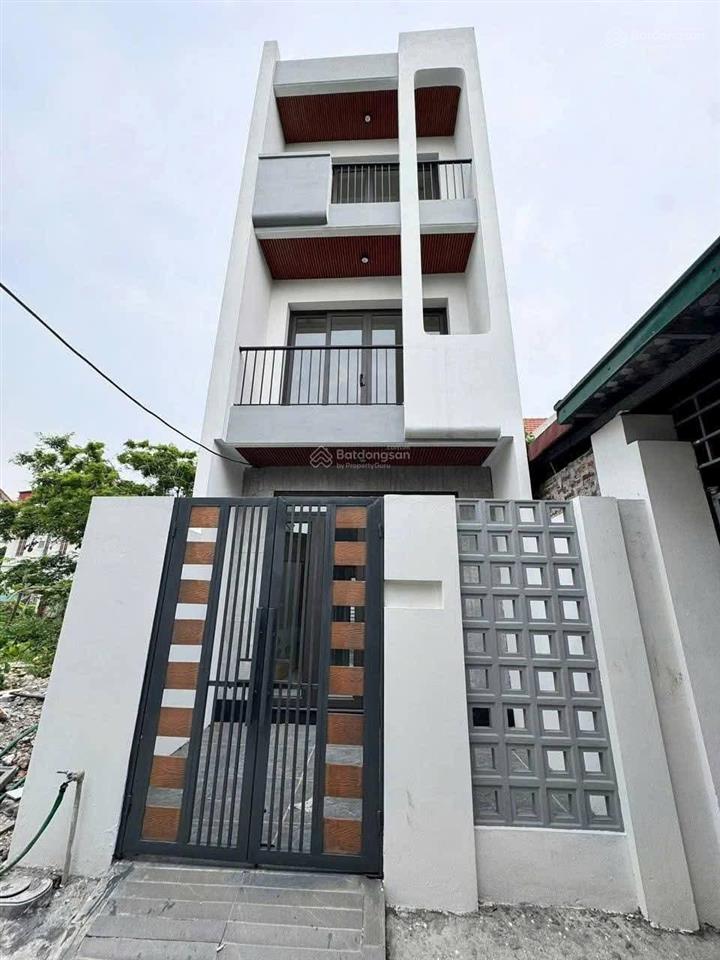 Bán nhà 55m2 x 3 tầng  bắc hồng 150m2 xây dựng  ô tô đỗ cửa chỉ 3,x tỷ .hàng hiếm  0983 606 ***