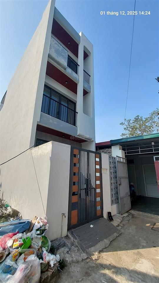 Bán nhà 55m2 x 3 tầng  bắc hồng 150m2 xây dựng  ô tô đỗ cửa chỉ 3,x tỷ .hàng hiếm  0983 606 ***