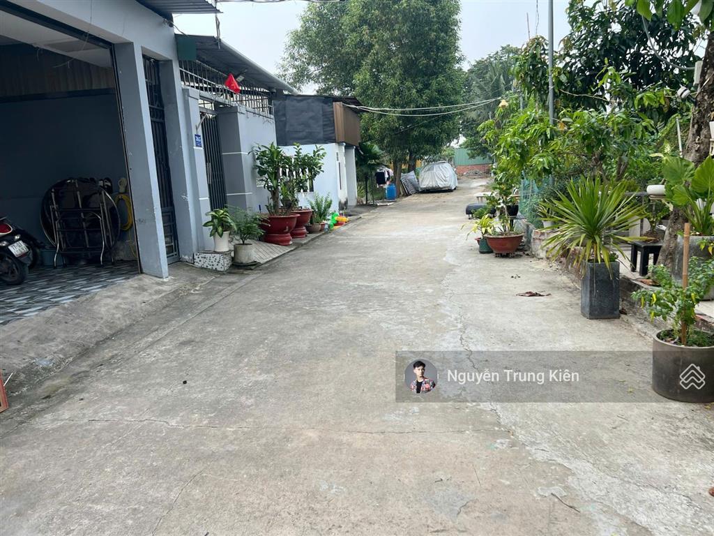 92m2 ( 5 x 18 )  thổ cư, sổ hồng riêng  đường ô tô 5m  gần ql 13  giá tốt bán nhanh