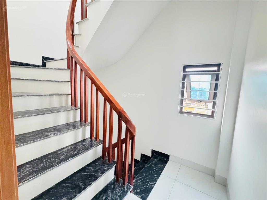 6,05 tỷ  ô tô 7 chỗ  quận bắc từ liêm  không có căn thứ 2