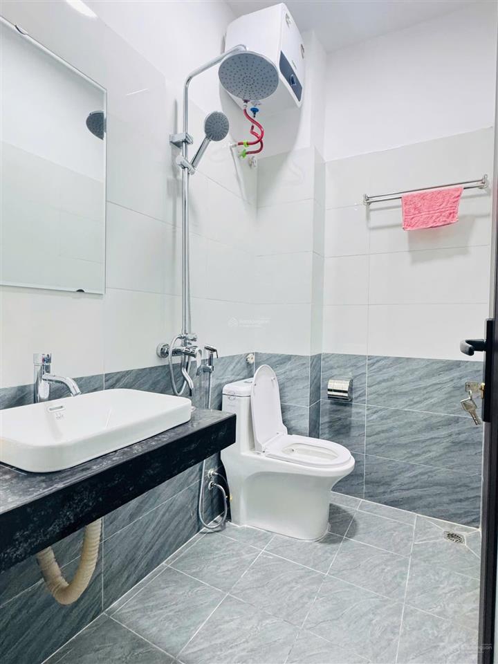 6,05 tỷ  ô tô 7 chỗ  quận bắc từ liêm  không có căn thứ 2