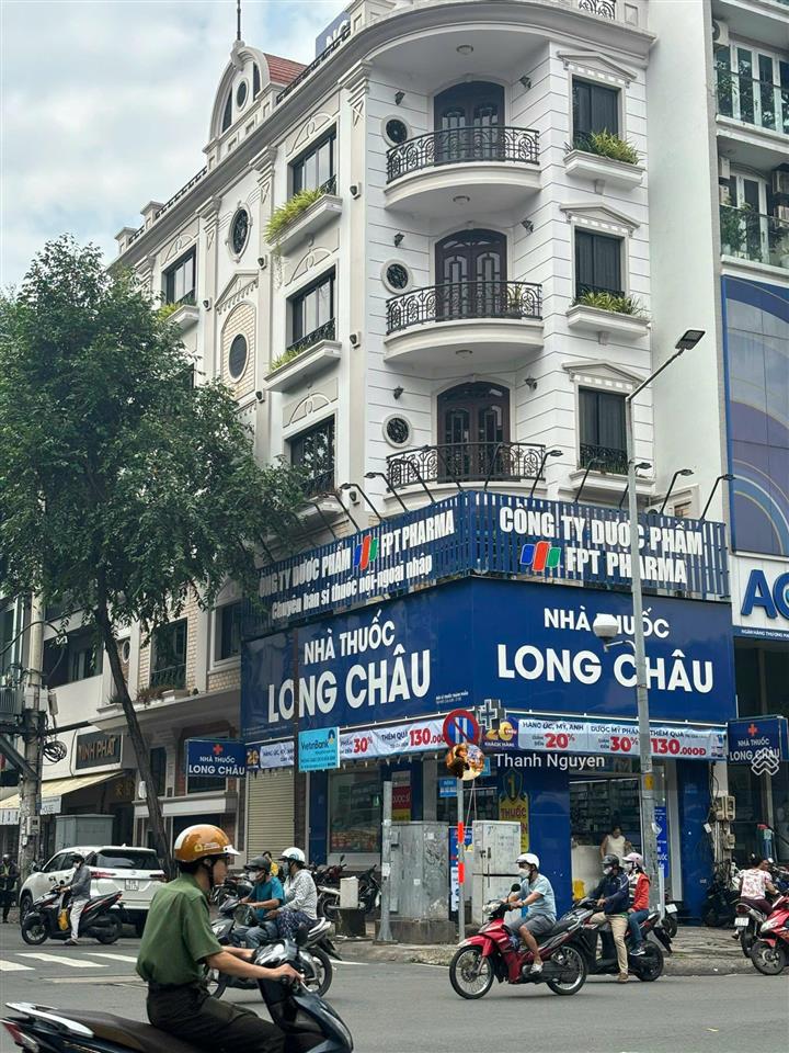 Góc 2mt trần hưng đạo + huỳnh mẫn đạt, quận 5  5x20m  hầm 5 tầng  hđt 150 triệu  giá 75 tỷ