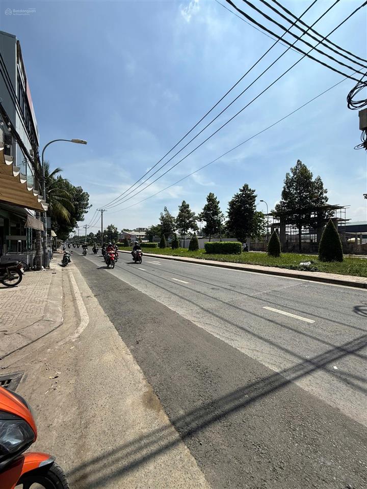 Bán gấp đất, dt ( 8x16m2 ), tân sơn, tân bình, hẻm thông 10m. gần ga t3