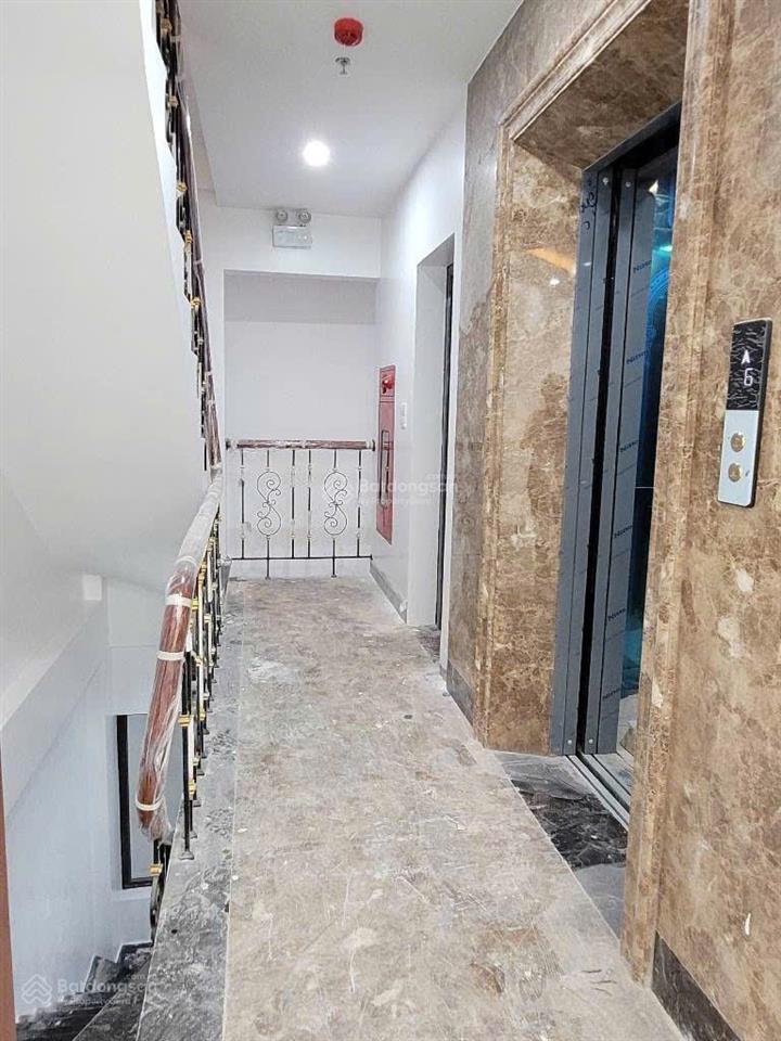 Mặt phố ba đình  tòa nhà 9 tầng  mặt tiền quyền lực  3 mặt thoáng  vỉa hè 7m