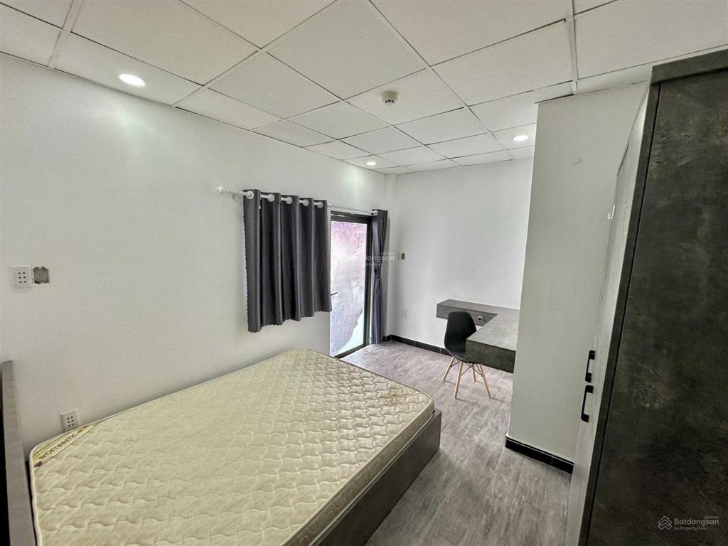 Căn hộ 1 phòng ngủ phan đăng lưu ban công lớn thang máy