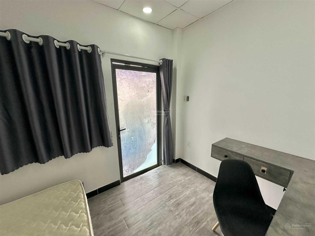 Căn hộ 1 phòng ngủ phan đăng lưu ban công lớn thang máy