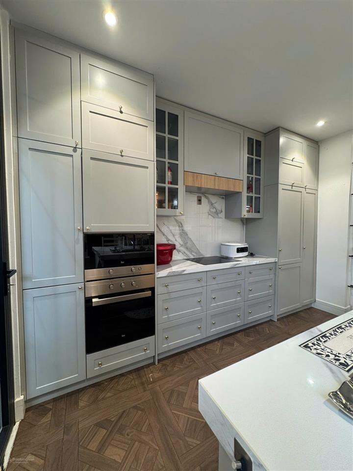 Nhà đẹp cần bán! bán nhà ngay mặt tiền nơ trang long bình thạnh  10x20m 3 tầng có sân giá 28 tỷ