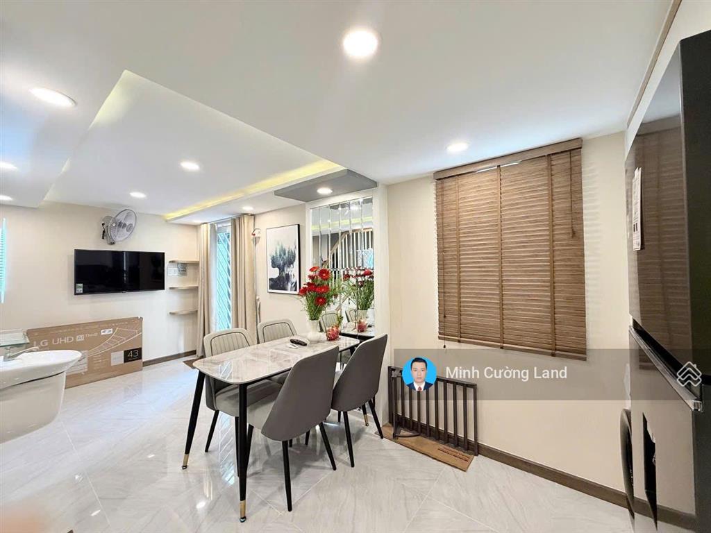 Gấp bán nhà huỳnh văn bánh, phú nhuận, 20m2, hẻm 3m thông, 2 tầng btct 2pn