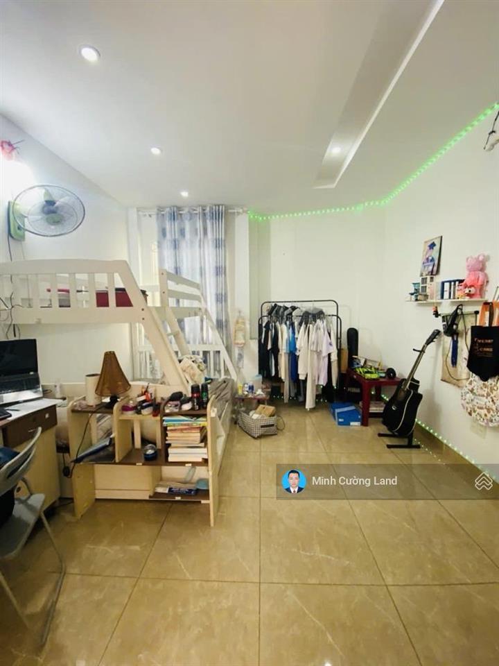 Bán nhà đẹp trường sa, phú nhuận, 45m2 vuông a4, 4 tầng 5pn, hẻm 4m cách mt 20m, chỉ 6 tỷ tl