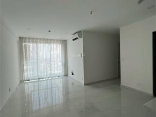 Cần bán căn hộ precia view xem bắn pháo hoa q1, căn 2pn2wc, dt 71m2 tầng cao giá 5.9 tỷ có tl