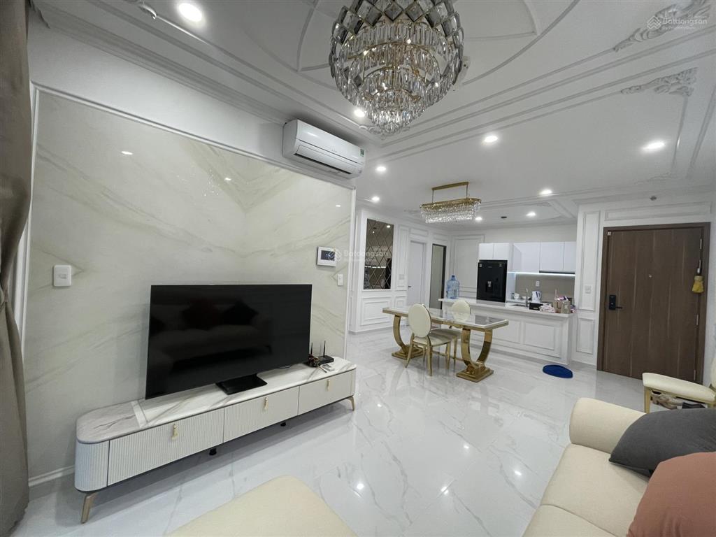 Cần cho thuê căn hộ d’lusso căn 1pn diện tích 50m2 giá 13.5tr full nội thất