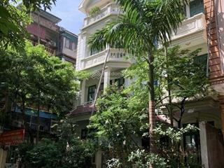 Biệt thự cổ, 150m, 80 tỷ, bề thế, hàng hiếm đẳng cấp khó kiếm, 3 thoáng