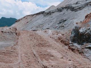 Gia đình cần bán gấp mỏ đá  xã thu cúc  tỉnh phú thọ  đã có giấy phép khai thác