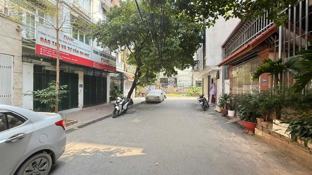 Bán biệt thự khu liên cơ  trung tâm quận nam từ liêm. 110m2 x 4t  mt 7m  giá 36,8 tỷ.