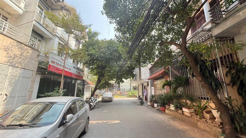 Bán biệt thự khu liên cơ  trung tâm quận nam từ liêm. 110m2 x 4t  mt 7m  giá 36,8 tỷ.