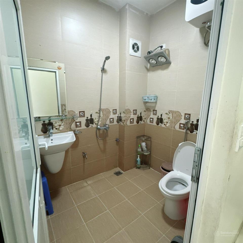 Chính chủ bán nhà mỹ đình  ô tô con đỗ cửa  trung tâm mỹ đình  35m2 x 5t  giá 9,3 tỷ