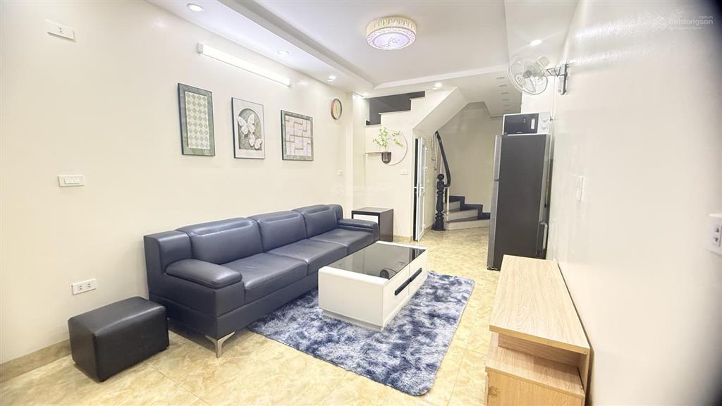 Chính chủ bán nhà mỹ đình  ô tô con đỗ cửa  trung tâm mỹ đình  35m2 x 5t  giá 9,3 tỷ