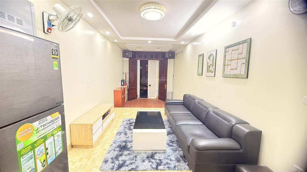 Chính chủ bán nhà mỹ đình  ô tô con đỗ cửa  trung tâm mỹ đình  35m2 x 5t  giá 9,3 tỷ