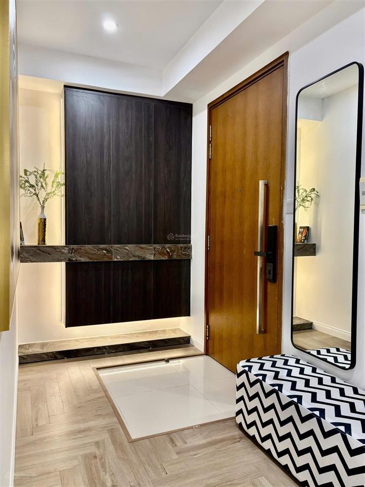 Tìm chủ mới cho căn 124m2 với 3pn tại mulberry lane  hiếm bc đông nam mát  full đồ, 8.2 tỷ