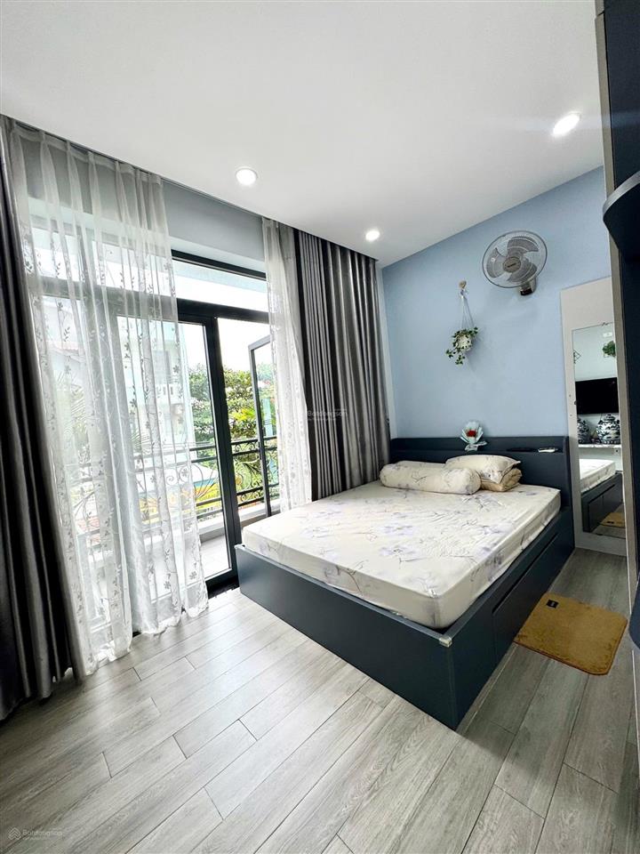 Bán nhà 3 tầng đúc chính chủ xây tâm huyết,đường 12m, nguyễn văn khối, p.9,gò vấp,11 tỷ hơn tl