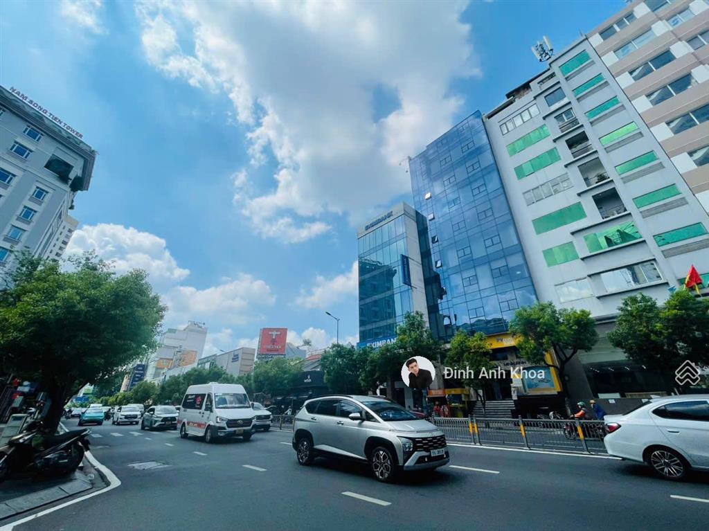 Giảm sốc 8 tỷ  tòa nhà góc 2mt nguyễn văn trỗi 11x15m hầm 10 tầng hđt 392,085 triệu  bán 130 tỷ