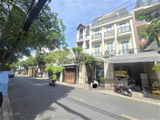 Đón sóng nhà ga t3  tòa nhà chdv mt lê tấn quốc  212m2  thu nhập khủng 1.9 tỷ/năm.