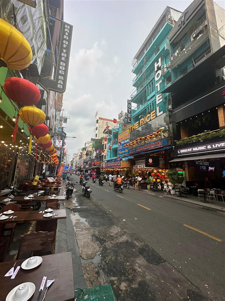 Mặt tiền bùi viện  quận 1  dt 13x22m xd cao tầng  giá bán 105 tỷ